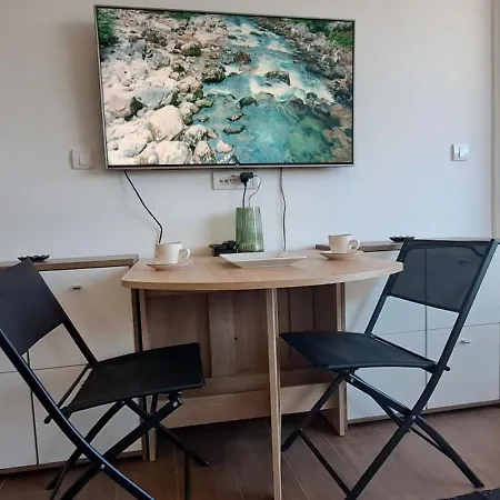 Krcmarica 20 Lux , Borovi 3 *