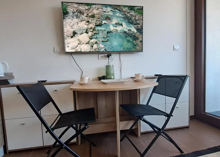 Krcmarica 20 Lux , Borovi 3 *