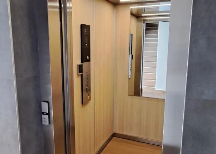 Apartment Krcmarica 20 Lux , Borovi 3 *